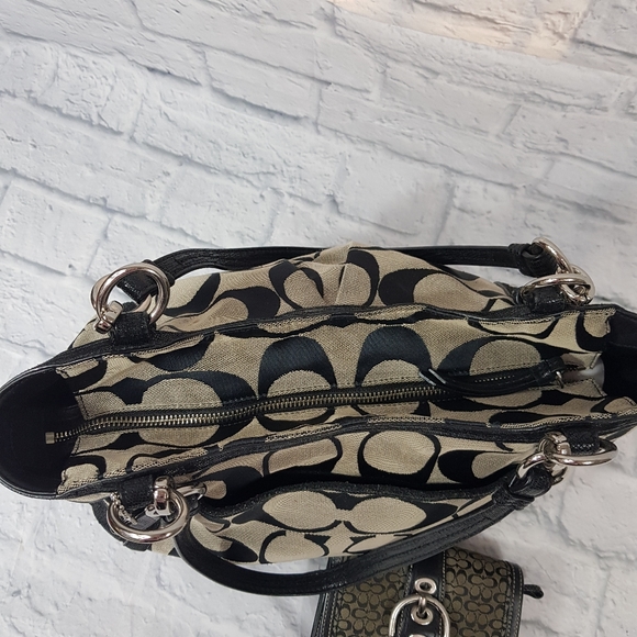 COACH Alexandra Signature Canvas Purse & Wallet - Picture 5 of 14